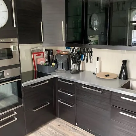 Prime Location, 400 M From The Town Centre *